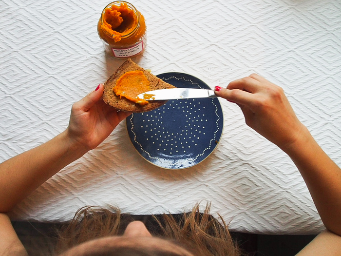 BROTVERGNÜGEN – Herbstlicher Kürbis-Ingwer-Aufstrich | Mit Vergnügen Berlin BROTVERGNÜGEN – Herbstlicher Kürbis-Ingwer-Aufstrich | Mit Vergnügen Berlin