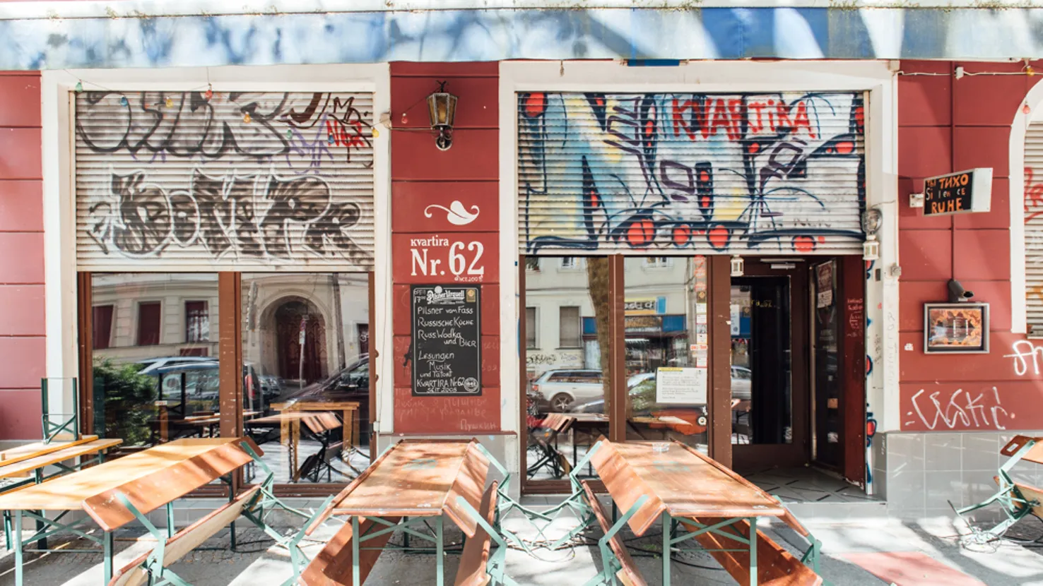 Berliner Kneipen, in denen ihr jeden Sonntag Tatort schauen könnt | Mit  Vergnügen Berlin, image size:1476x830