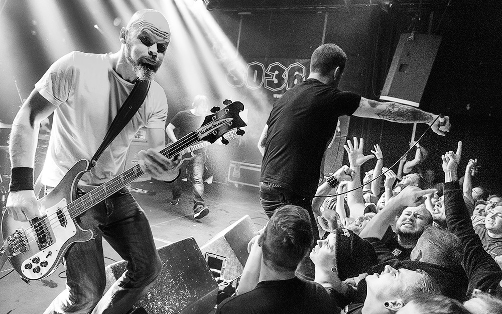 131221oellermannSmokeBlow7339web