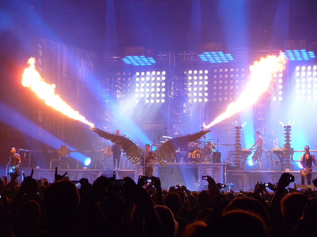 1024px-Rammstein_Live_at_Madison_Square_Garden