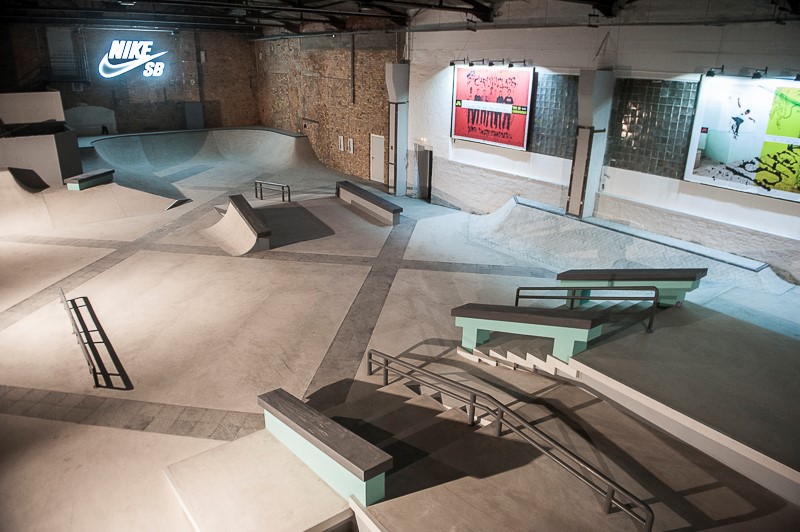 Indoor fun at the skate hall at RAW Gelände Mit Vergnügen Berlin