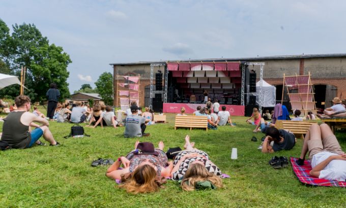 Freitag, . Sacred Ground Festival – Trampe | Mit Vergnügen Berlin