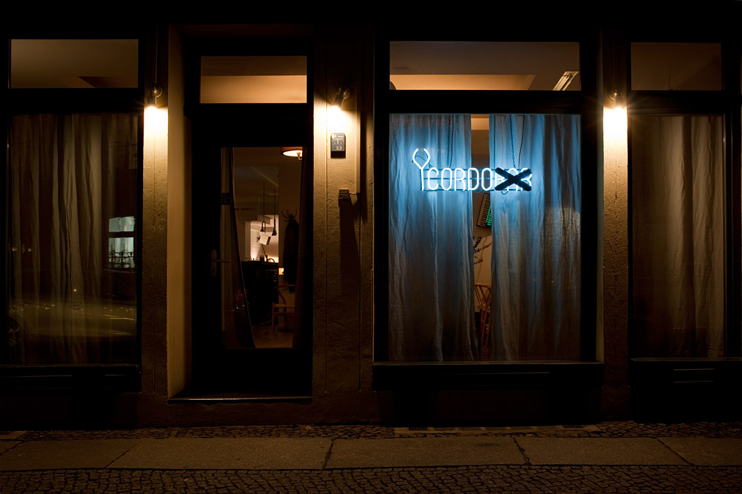 Im CasualFineDiningRestaurant Cordo dinieren und Wein trinken Mit