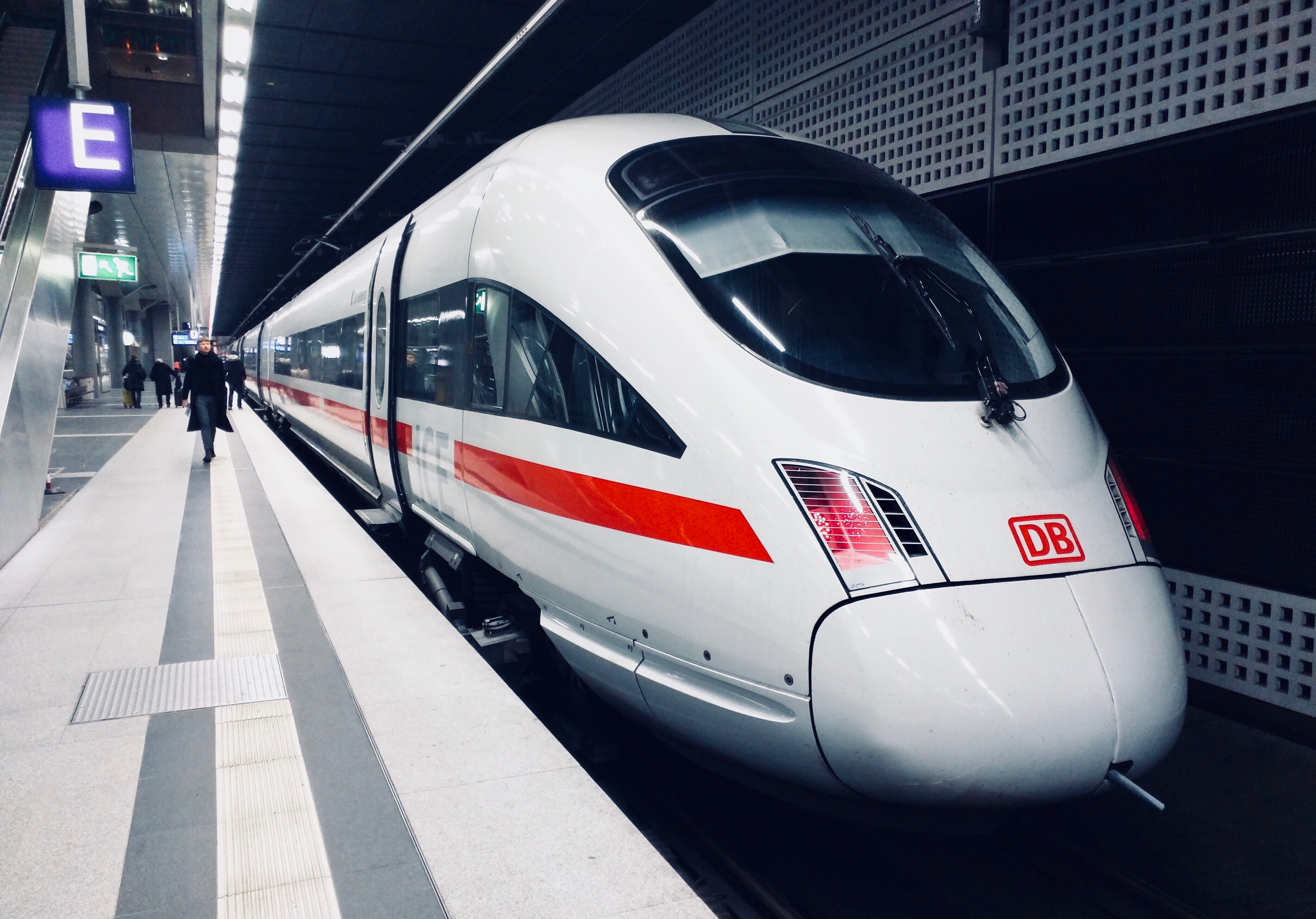 Der ICE soll bald alle 30 Minuten von Berlin nach Hamburg fahren | Mit ...