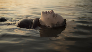 Unorthodox, Serie, Netflix, Staffel 1