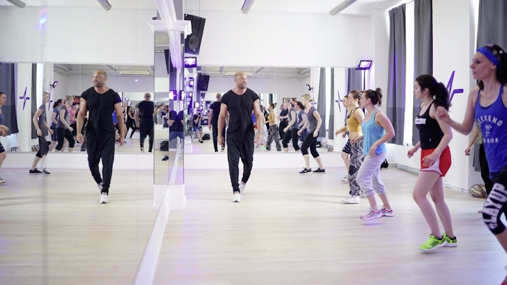 Salsa tanzen bei D!'s Dance School Mit Vergnügen Berlin